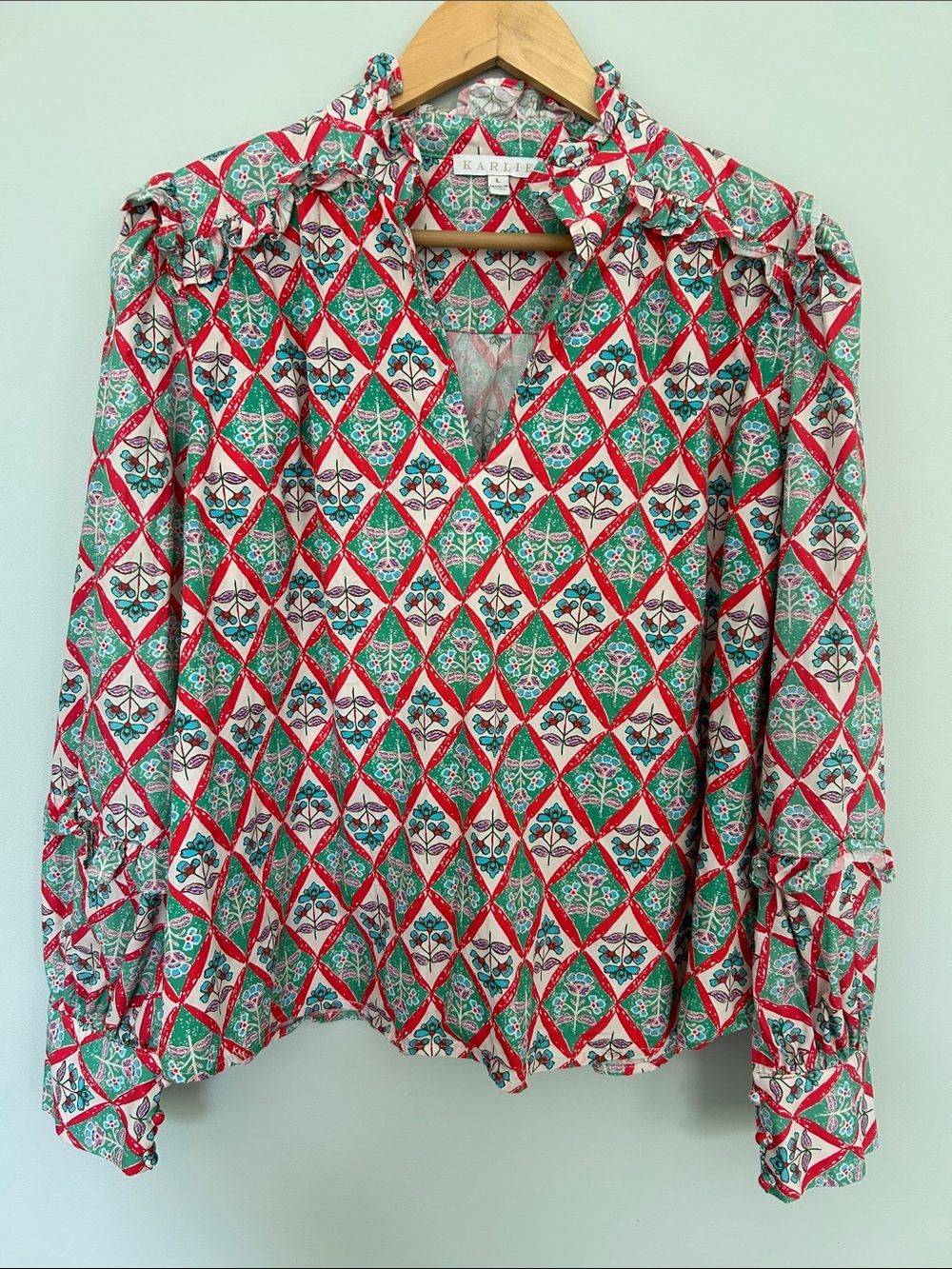 Karlie Teal & Red Diamond-Print Puff Sleeve Blouse